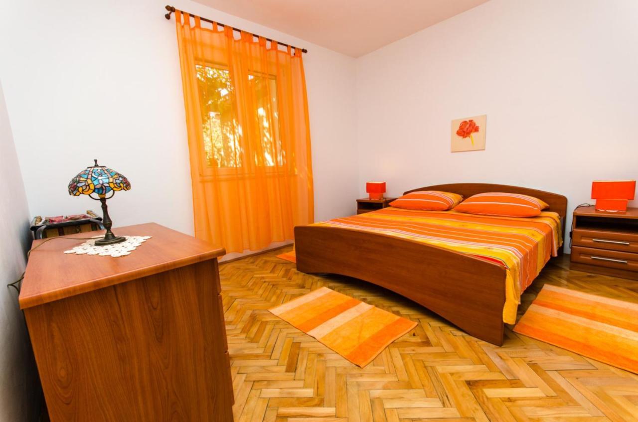 Apartments Ivana โตรกีร์ ภายนอก รูปภาพ