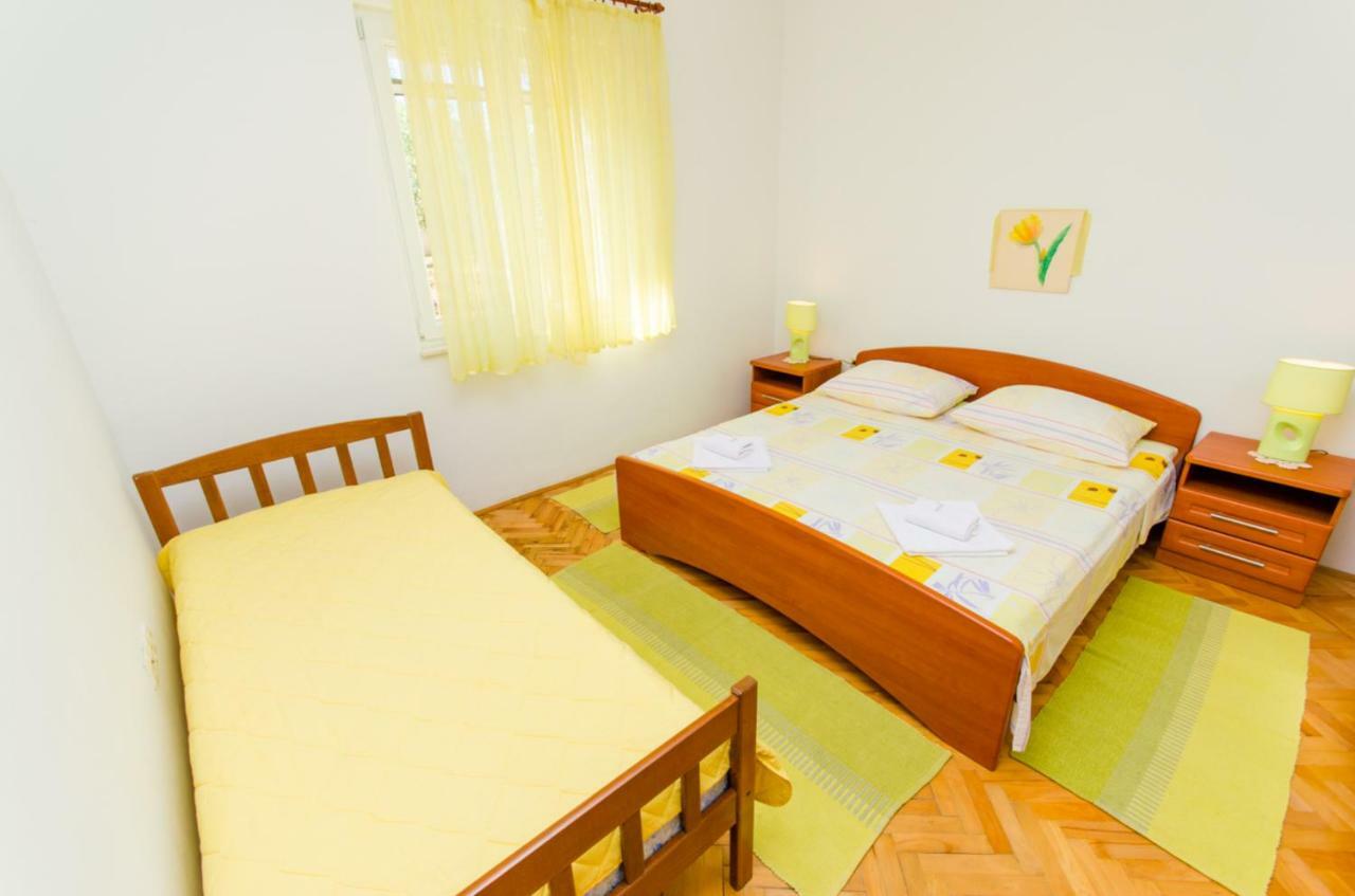 Apartments Ivana โตรกีร์ ภายนอก รูปภาพ